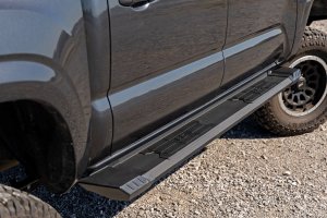 Toyota Tacoma Running Boards - Rough Country - HD2 Aluminum - Black - '05-'23 Toyota Tacoma Running Boards - Rough Country - HD2 Aluminum - Black - '05-'23